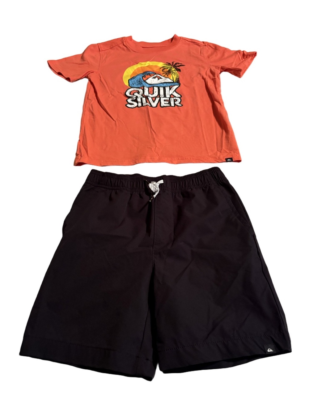 Quiksilver Orange and Black Outfit Boys Size 7